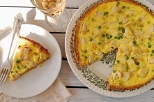 Tarta z kurczakiem, zielonym groszkiem i porem. Przepis po kliknięciu w zdjęcie :)