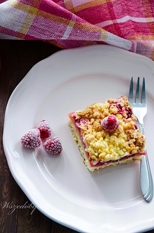 Ciasto kruche z malinami