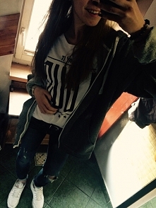 milego dnia dziewczyny!!