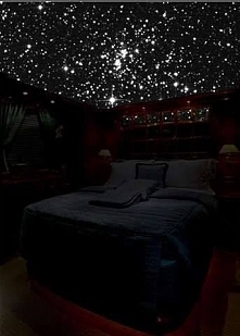 "dwieździste niebo" w sypialni