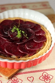 Tarta z burakami i sosem chrzanowym,

przepis po kliknięciu w zdjęcie