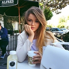 Kristina Bazan hairstyle
