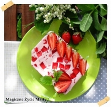 Najlepszy truskawkowy śmiet...