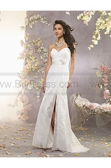 Alfred Angelo Wedding Dresses - Style 2411