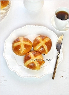Bułeczki z krzyżykiem / Hot cross buns – przepis od ilovebake.pl