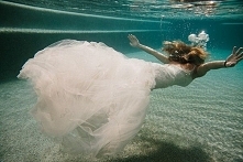 Podwodna sesja ślubna - jak się przygotować, co zabrać? -> Pretty Day