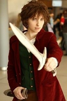 Bilbo girl cosplay