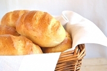 Śniadaniowe bułki maślane