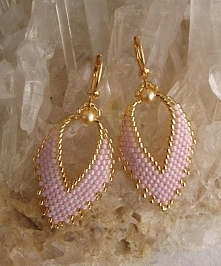 kolczyki z koralikow