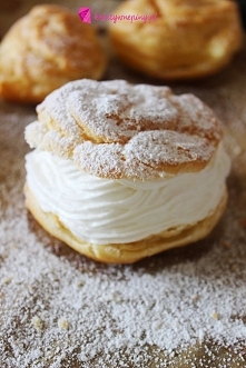 Kreatywne Piny; Ptysie z kremem z białek jak z cukierni,
Po przepis kliknij w zdjęcie <3