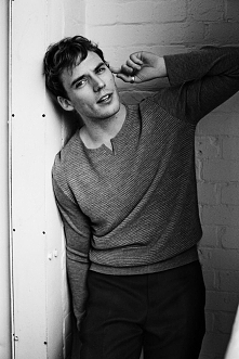 Sam Claflin ♥