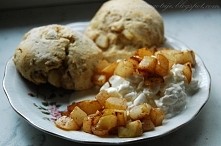PLAN NA JUTRO : 
15.04.2015 r.
Śniadanie : bułeczka razowa owsiana scones z jabłkiem. Kawa.
II Śniadanie :2 kotlety z kaszy jęczmiennej + mała porcja frytek.
Obiad : pieczone ud...