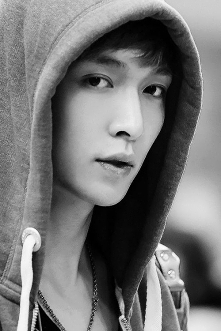 Lay, EXO