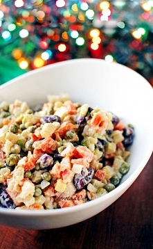 Tradycyjna sałatka jarzynowa