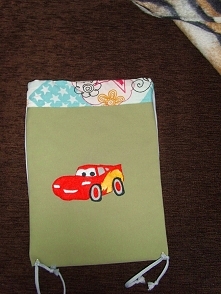 diy plecak-worek z Zygzakiem McQueenem