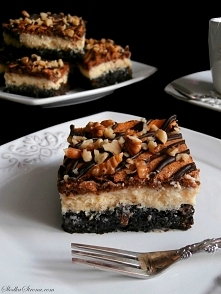 Wspaniały" - Ciasto Siostry Anastazji z Warstwą Serową, Makową i Orzechową (Seromak)

Przepis po kliknięciu w zdjęcie! :)