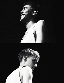 Zapraszam: fenike98.tumblr.com