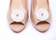 Ślubne klipsy do butów Queen of Pearls - Pink

Do kupienia w sklepie internetowym Madame Allure :)
>>> link w komentarzu <<<