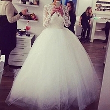 Śliczna sukienka ;)