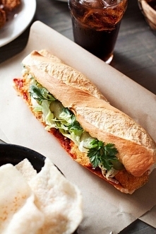 Zjadłabym jakiegoś fast fooda :)najlepiej kebaba, albo frytki mix!