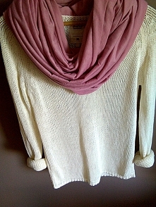 Sprzedam biały sweterek, Diverse !!! Rozmiar XS ale dopasowywuje się również na S ;)