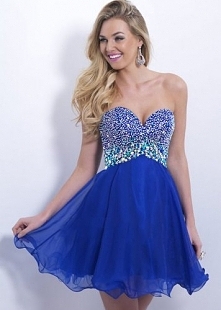Blush 9865 Royal Blue Homecoming Dress
Color: Royal Blue
Dramatic jewels bodice,
Strapless sweetheart neckline.
ruffled homecoming dress for 2015 special occasion.