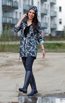 Nie daj się zaskoczyć pogodzie. Piękne klasyczne kalosze idealnie sprawdzają się w trudnych warunkach!