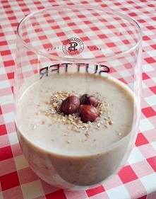 Biały koktajl

Do przygotowania koktajlu użyłam:
1 dużego banana,
1 jabłko,
Kefir 400 ml,
Garść żurawiny suszonej,
Łyżeczkę sezamu, siemienia lnianego,
Łyżkę otrębów żytnio - ps...