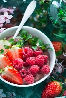 Quinoa na słodko z owocami - idealna na śniadanie i deser