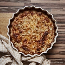 Gratin dauphinois– po francusku, klasycznie

Mówiłam już, że jestem ziemniaczanym potworem, prawda? Ziemniaki są tak wszechstronnym w obróbce warzywem… Pasują idealnie jako doda...