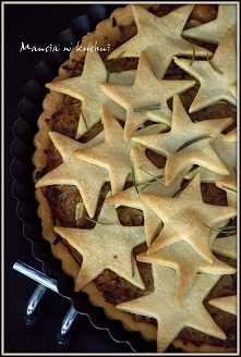 Tarta z kiszoną kapustą i morelami