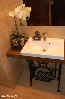 stolik na maszynę do szycia