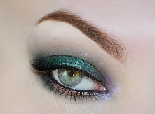 Makijaż w odcieniach turkusu i miedzi agatawelpamakeup.com