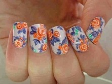 nails