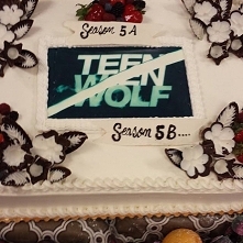 Ekipa świętuje zakończenie kręcenia sezonu 5A!:)))