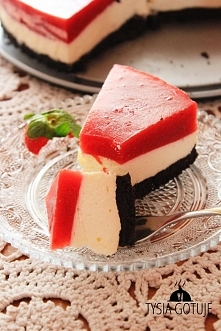 TORCIK TRUSKAWKOWY Z OREO &...