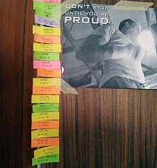 Kapitan Ameryka pilnuje mojego planu ćwiczeń. 
-7cm w talii! Lecimy dalej!