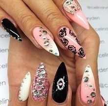 nails