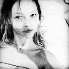 Koniecznie sprawdź, czy nie rujnujesz sobie skóry podczas snu!!!