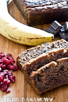 Chlebek bananowy z bakaliami