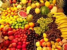 Nie w każdym sezonie można kupić każdy rodzaj owoców, niektóre rosną na wiosnę , na lato, lub zimę. Najlepiej sięgać po owoc na które jest sezon, wtedy są najzdrowsze, i najsmac...