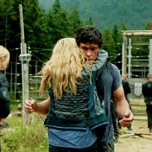 HUG! <3