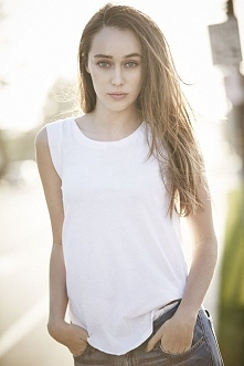 Alycia Debnam Carey. <3