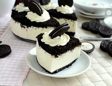 deser z ciastkami oreo