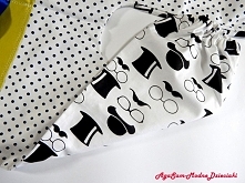 Spodnie dziecięce pumpy - AgaSam

Spodenki dziecięce typu "pumpy".

Szerokie biodra, w pasie ściągacz wzmocniony gumą.

Dół nogawek zakończony gumką.

Przód w delikatn...