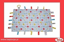 Przytnij materiał tak, by po złożeniu zmieściła się do niego torebka ziaren słonecznika.