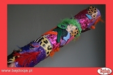 Zabawki interaktywne, które wydają z siebie dźwięki, są bardzo atrakcyjne dla małych dzieci. Smyki uwielbiają potrząsać zabawkami, by usłyszeć wydawane przez nie dźwięki, dlateg...