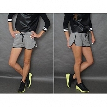 SPODENKI BAWEŁNIANE, ROZMIARY PO KLIKNIĘCIU W AUKCJE