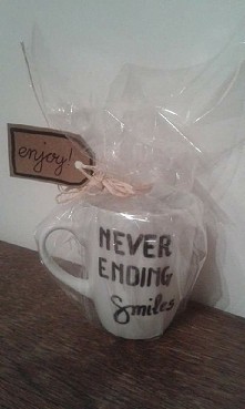 Nie przestawajcie się uśmiechać! Zapraszam na funpage na fb HANDY MUG oraz na Instagram @handymug