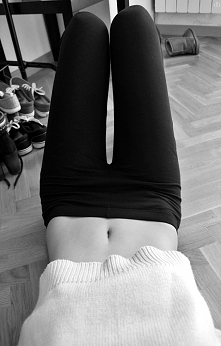 hej dziewczyny. moje cialo wyglada mnie wiecej tak ale wstydzę sie dac zdjecie. kłopot w tym ze mam kompleksy. postanowilam ze tutaj bede wrzucać kazdy z swoich dni jak sie zmie...